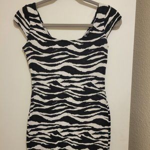 H&M Zebra Print Form Fitting Dress  Size 8